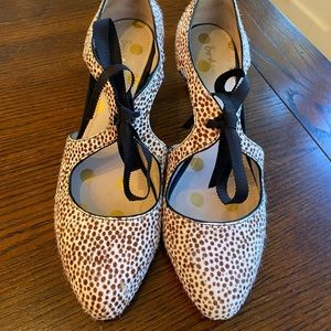 Boden Animal Print Heel Size 8